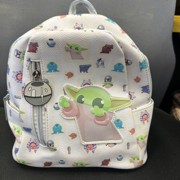 Dani Grogu Handle Ball Mini Backpack - Picture 4 of 4